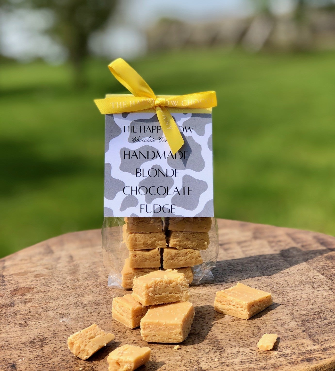 Handmade Blonde Chocolate Fudge